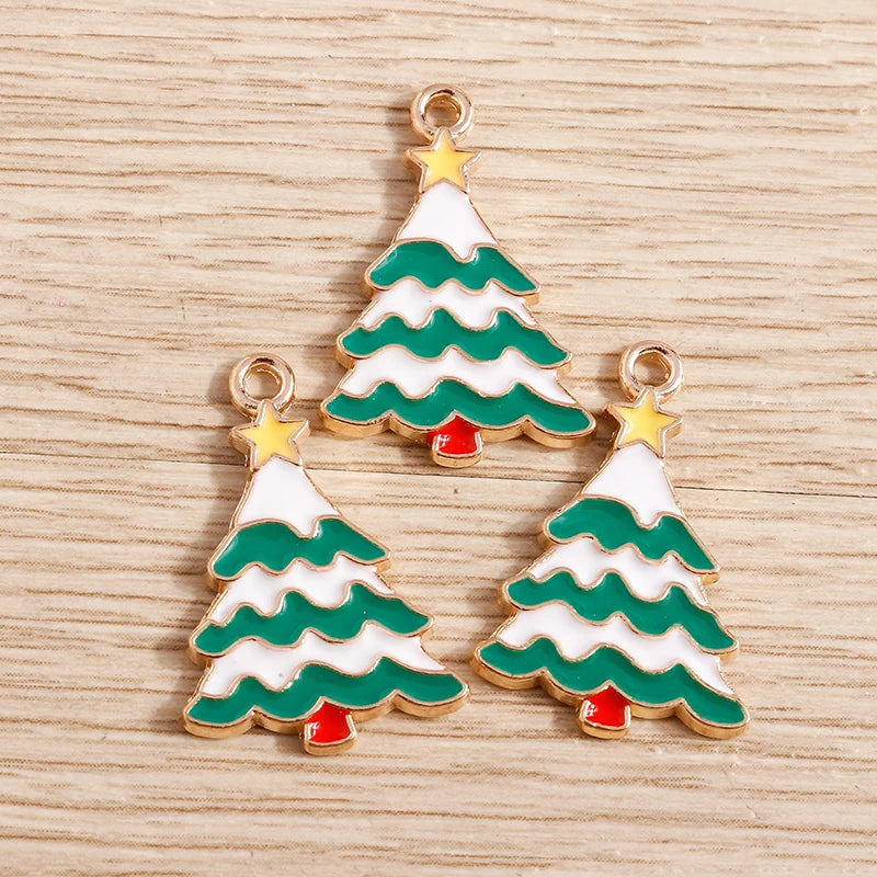 Kerst hanger/bedel voor ketting of armband – Mix van 10 modieuze emaille kerstboom bedels