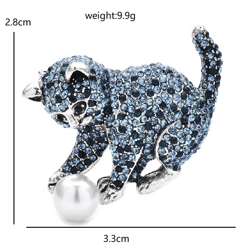 Broche Dieren | Speelse Kat met Bal – Glanzende Strass Dierenbroche