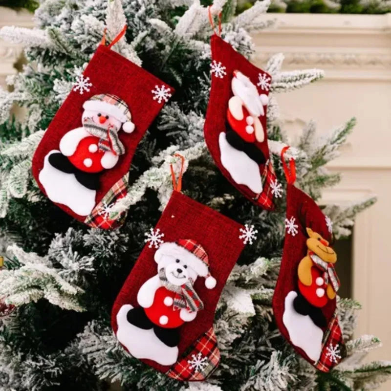 Kerst sok (decoratief) set van 4 – Santa, sneeuwman, rendier en beer pluche