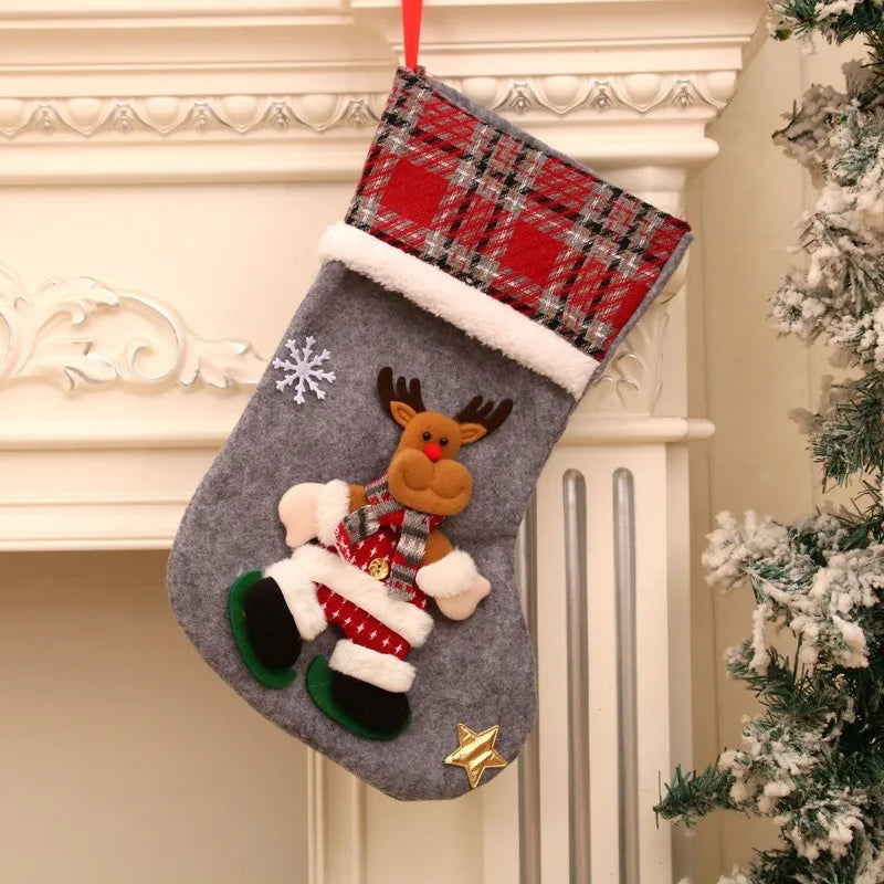 Kerst sok decoratief met rendier, kerstman, ijsbeer en sneeuwvlok – feestelijke cadeauzak