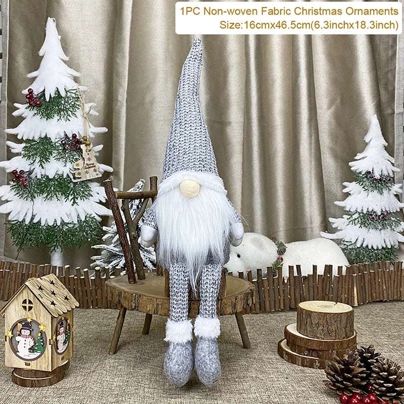 Kerst pop met muts – vrolijke Scandinavische kerstdecoratie voor thuis
