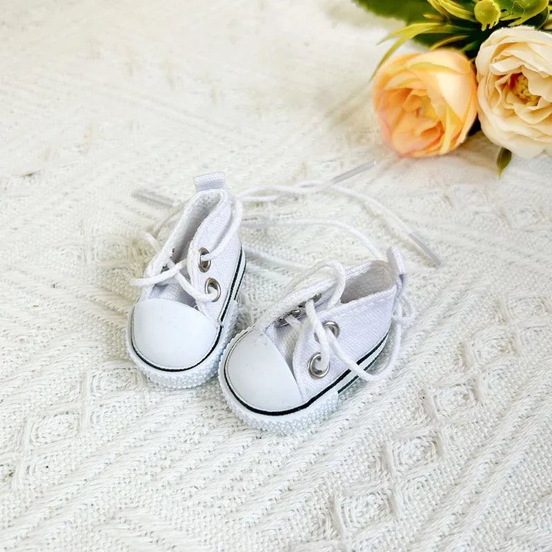 Kleding voor Labubu poppen – Sneakers & accessoires voor 17cm poppen