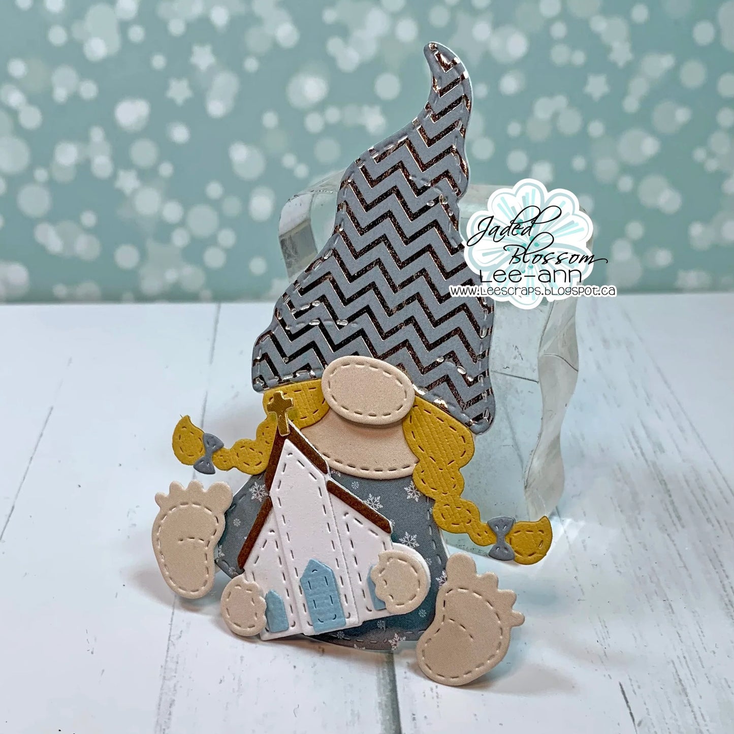 JB Collections Gnome add on snijmallen set voor creatieve kaarten en tafereeltjes - Naar de kerk