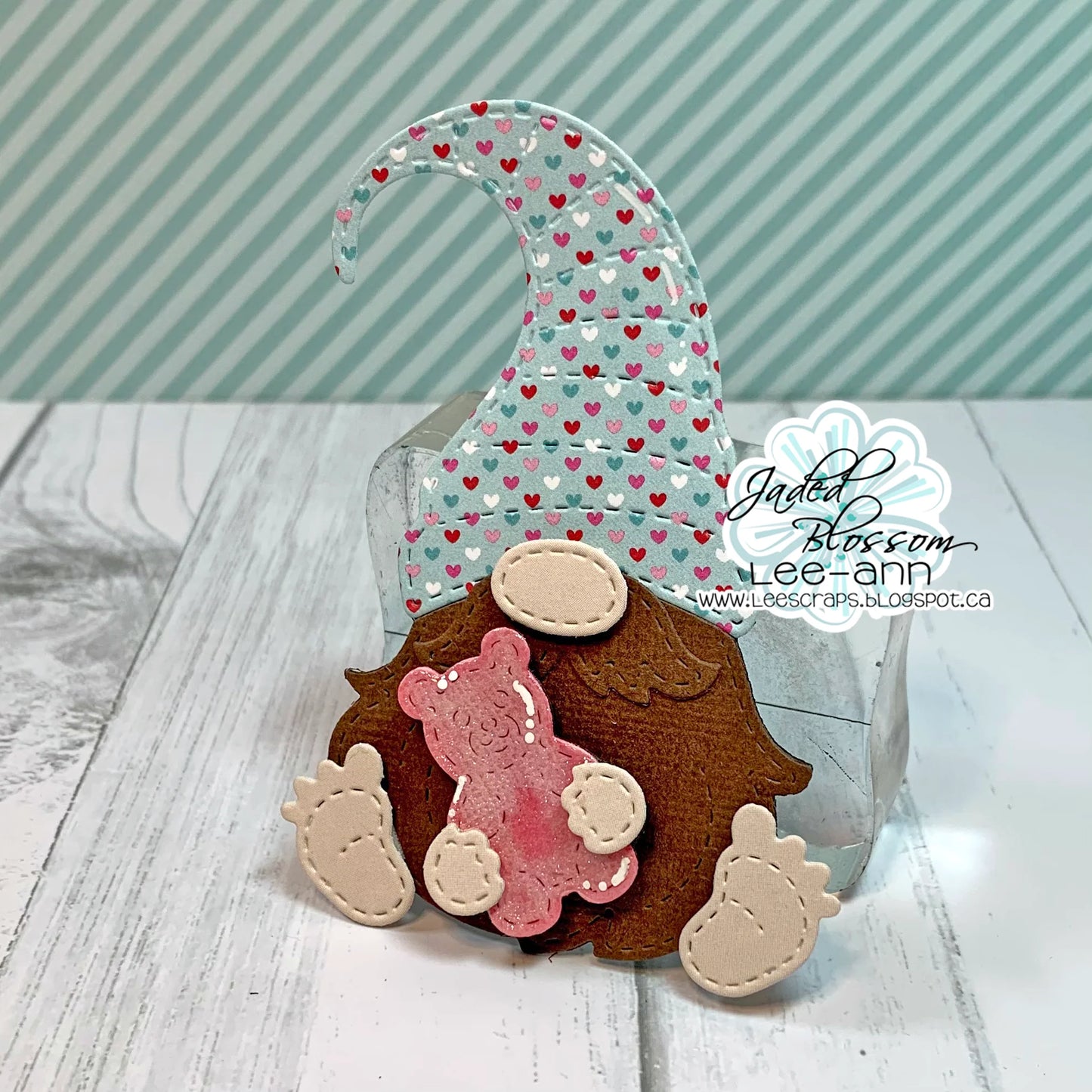 JB Collections Gnome add on snijmallen set voor creatieve kaarten en tafereeltjes - Hartjes