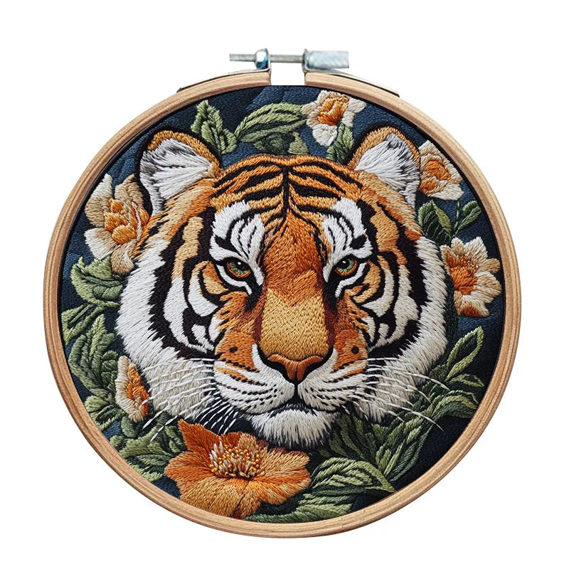 Borduurpakket rond Tijger met Dierenpatroon en Borduurgaren