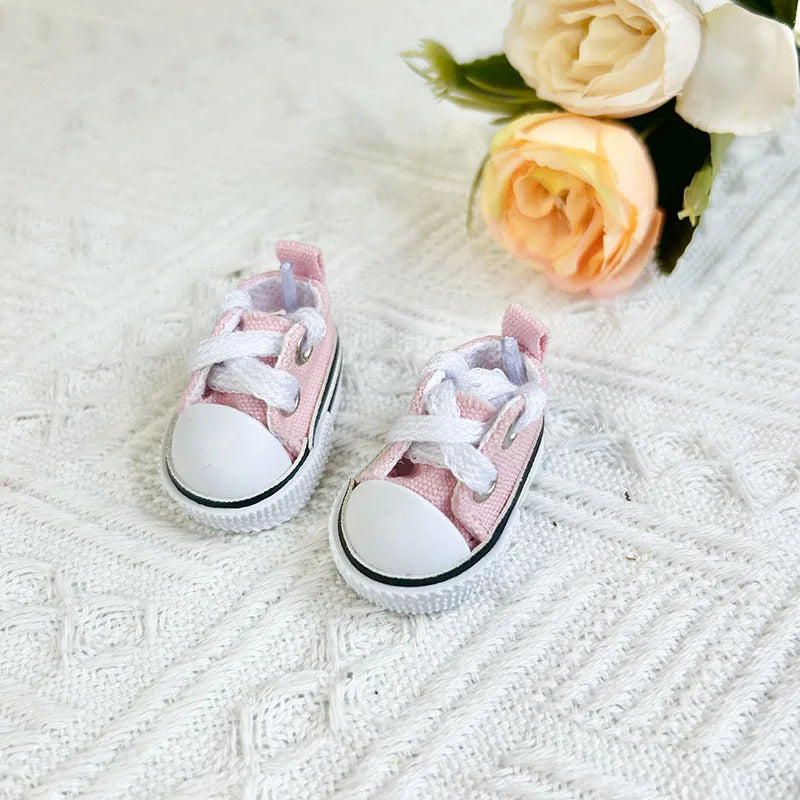 Kleding voor Labubu poppen – Sneakers & accessoires voor 17cm poppen