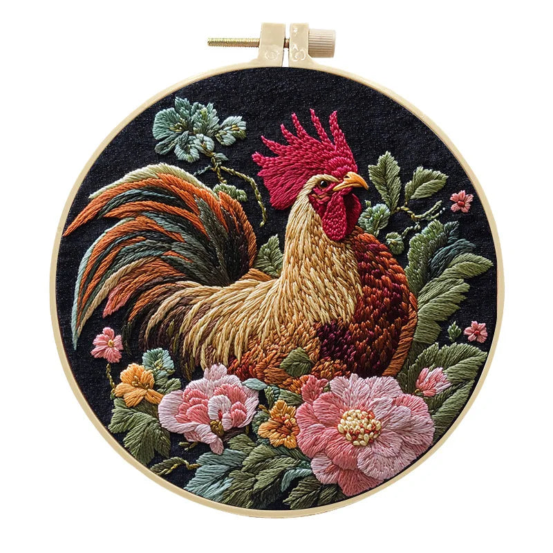 Borduurpakket rond haan met bloemen patroon voor beginners