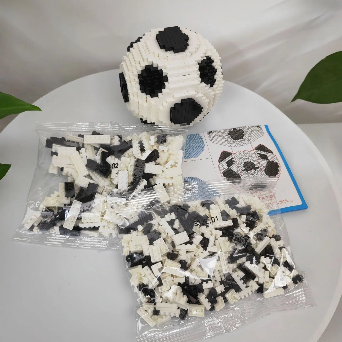 Bouwpakket Sport – Voetbal & Basketbal Blokjesmodel voor Fans