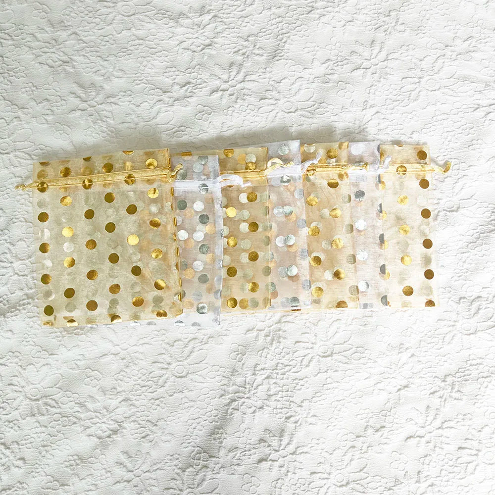 Kerst cadeau verpakking organza zakjes goud met stippen voor sieraden en snoep