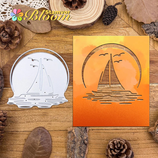 Snijmal Zonsondergang Zee met Zeilboot en Meeuwen