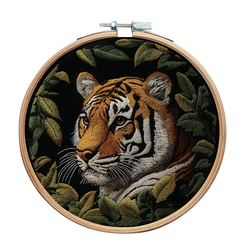 Borduurpakket rond Tijger met Dierenpatroon en Borduurgaren