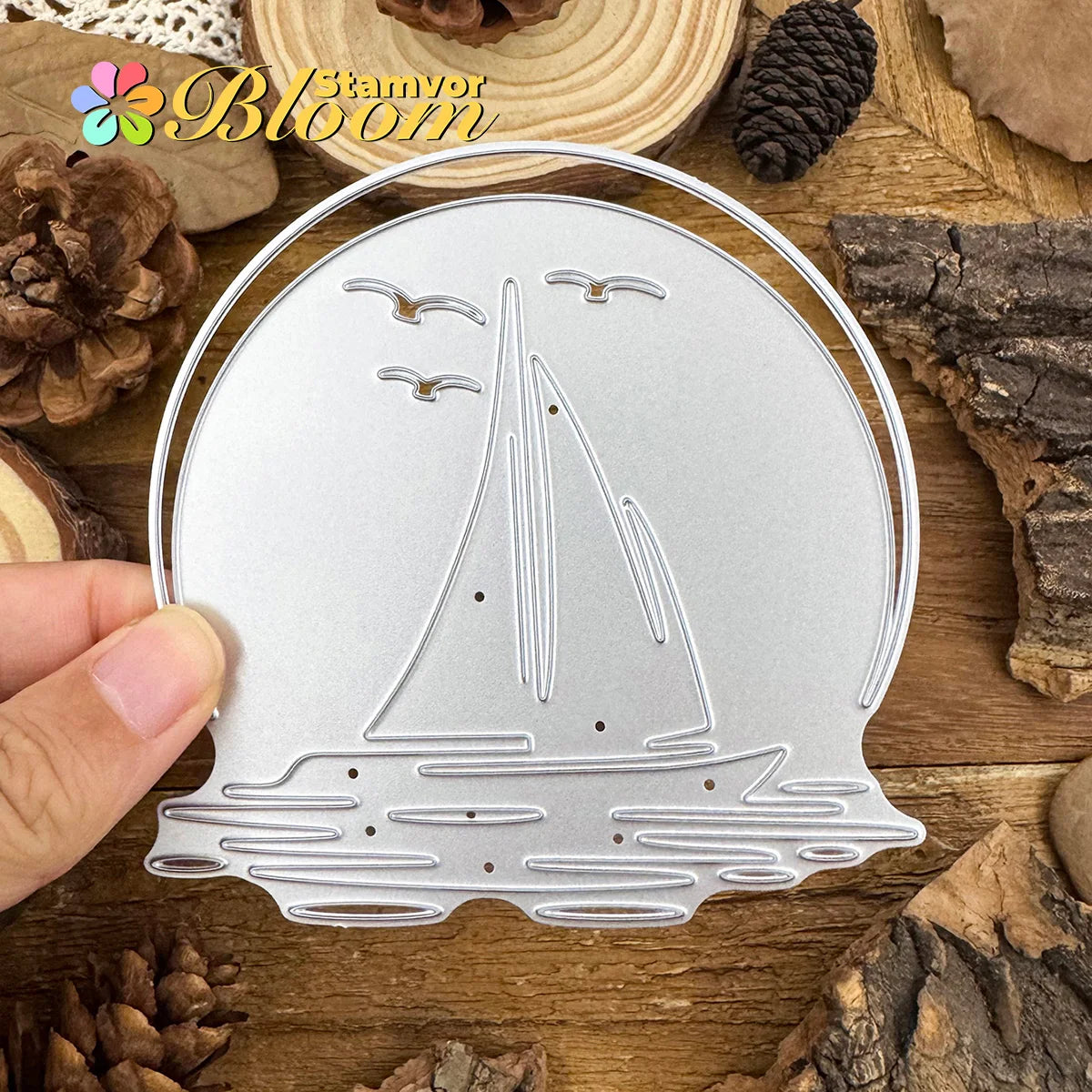 Snijmal Zonsondergang Zee met Zeilboot en Meeuwen