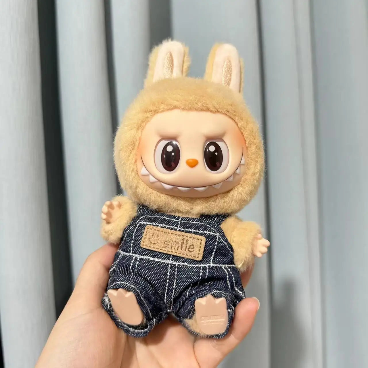 Kleding voor Labubu poppen – schattige Kpop stijl outfit met accessoires