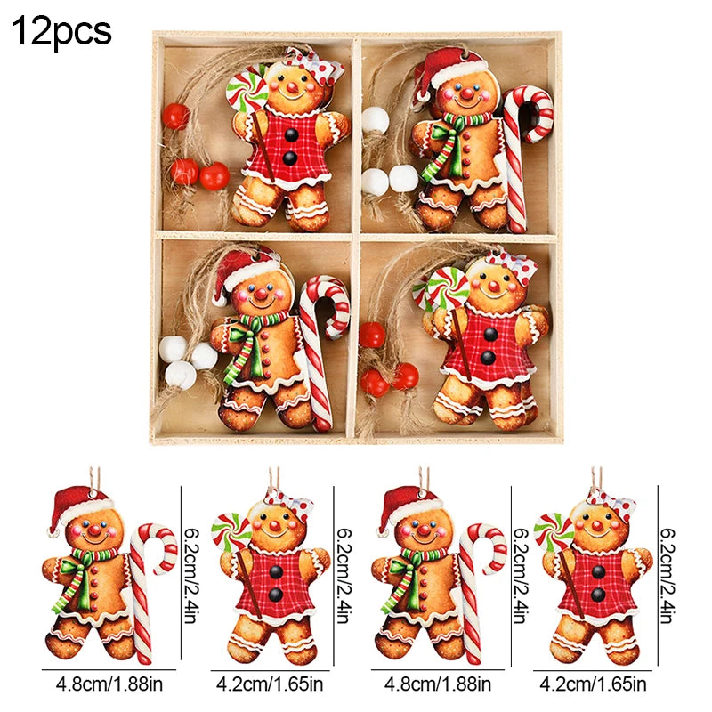 Kerstboom ornament houten gingerbread man en kerstgnomen hangers