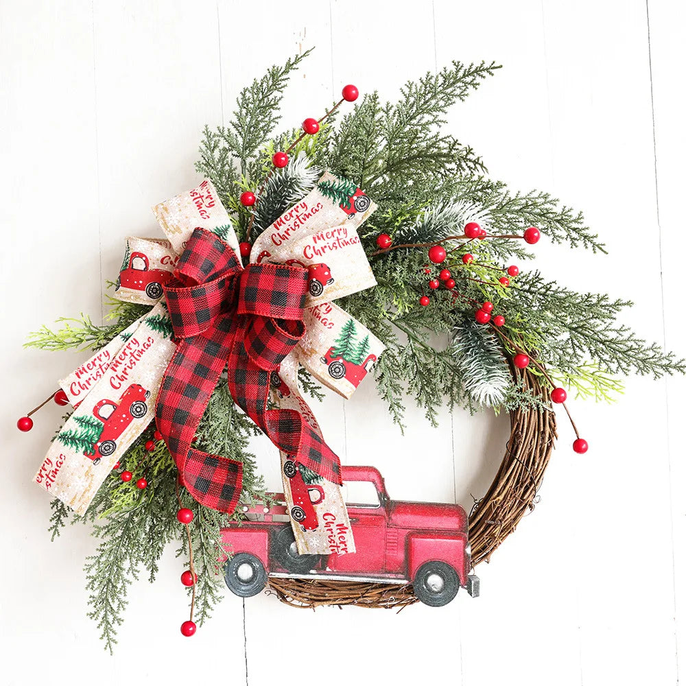 Kerst krans vintage rode truck met dennenappels en wintergroene accenten