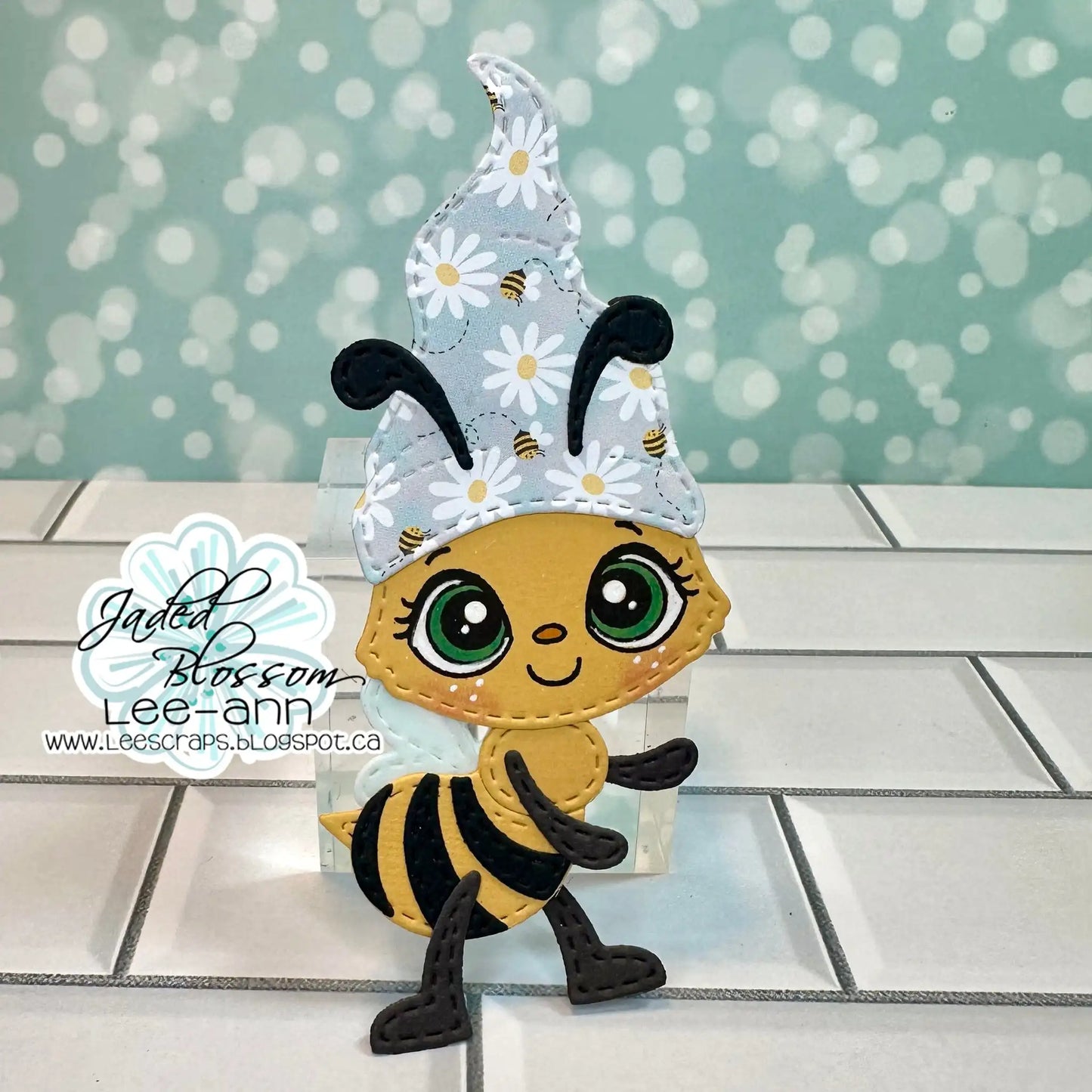 JB Collections Basis set snijmallen Gnome Friends Honingbij