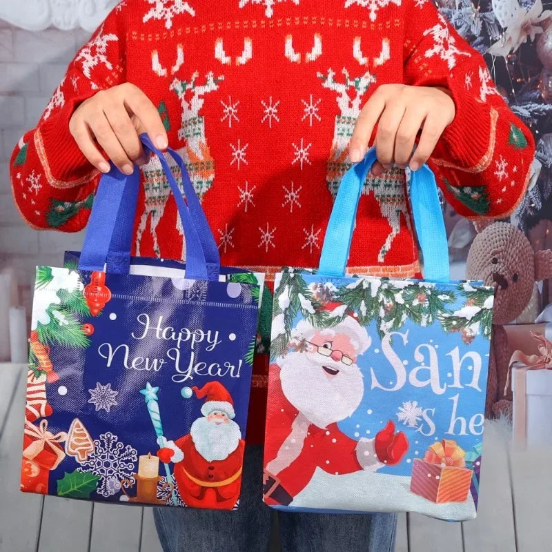 Kerst cadeau verpakking – Herbruikbare stoffen tas met kerstman of sneeuwpop ontwerp