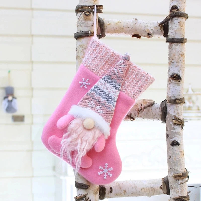 Kerstsok decoratief kabouter pop roze – feestelijke hangende kerstsok