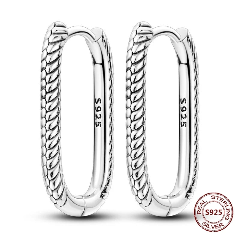 Zilveren oorbellen met vintage cirkel en witte zirconia