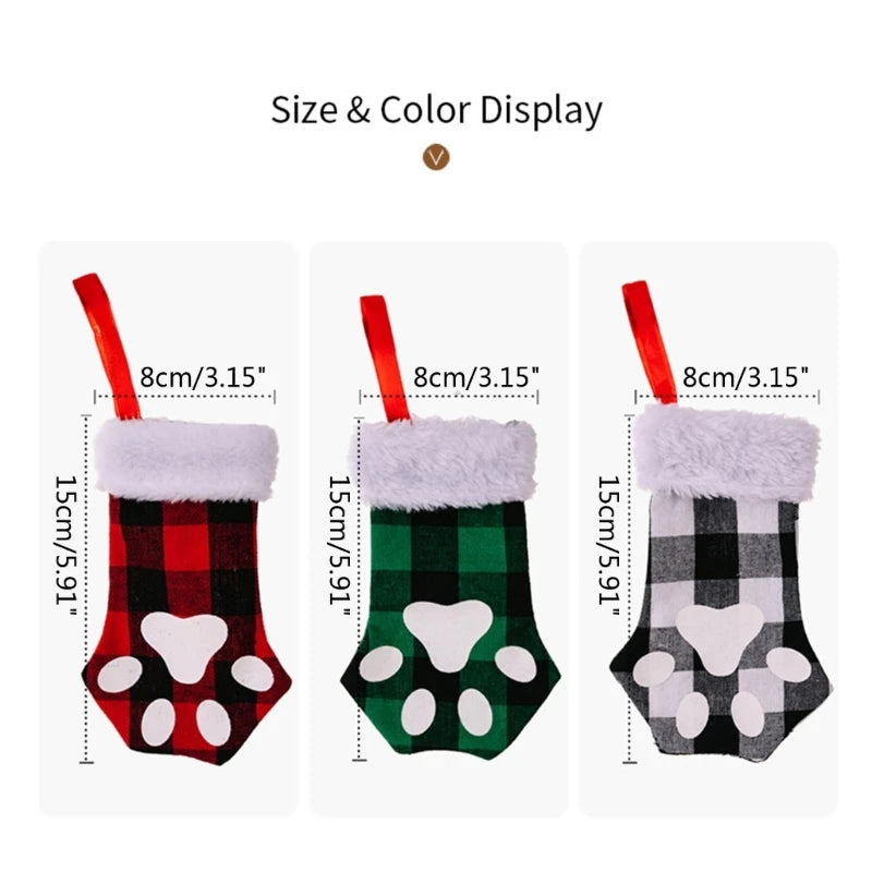 Kerstsok decoratief met kattenpootmotief – sfeervolle plaid hanger voor boom of haard