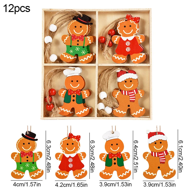 Kerstboom ornament houten gingerbread man en kerstgnomen hangers