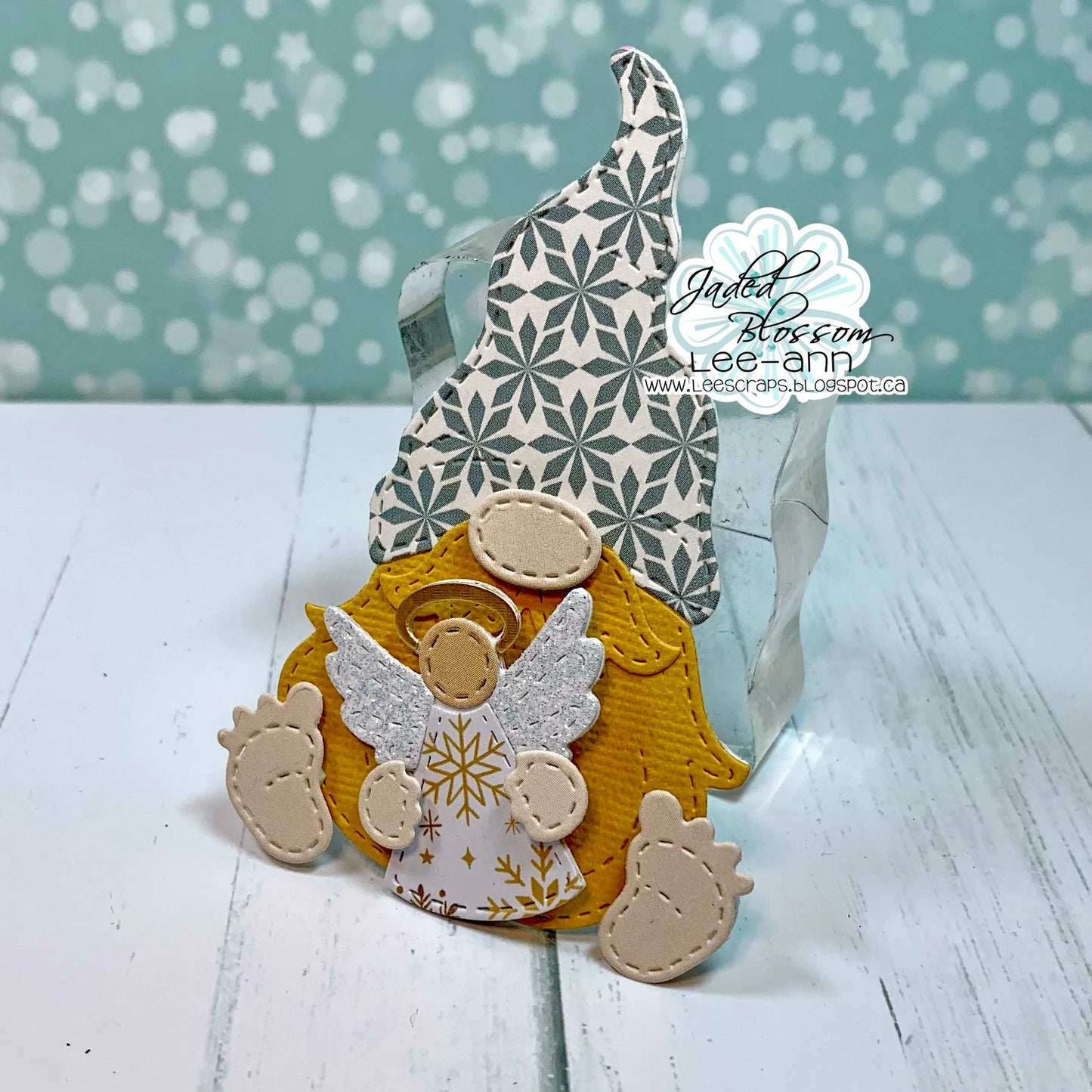 JB Collections Gnome add on snijmallen set voor creatieve kaarten en tafereeltjes - Naar de kerk